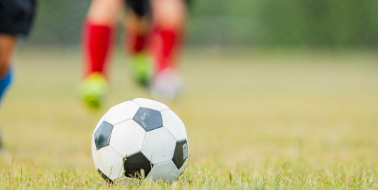 carbon footprint football